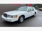 Thumbnail Photo 0 for 1992 Lincoln Town Car Signature